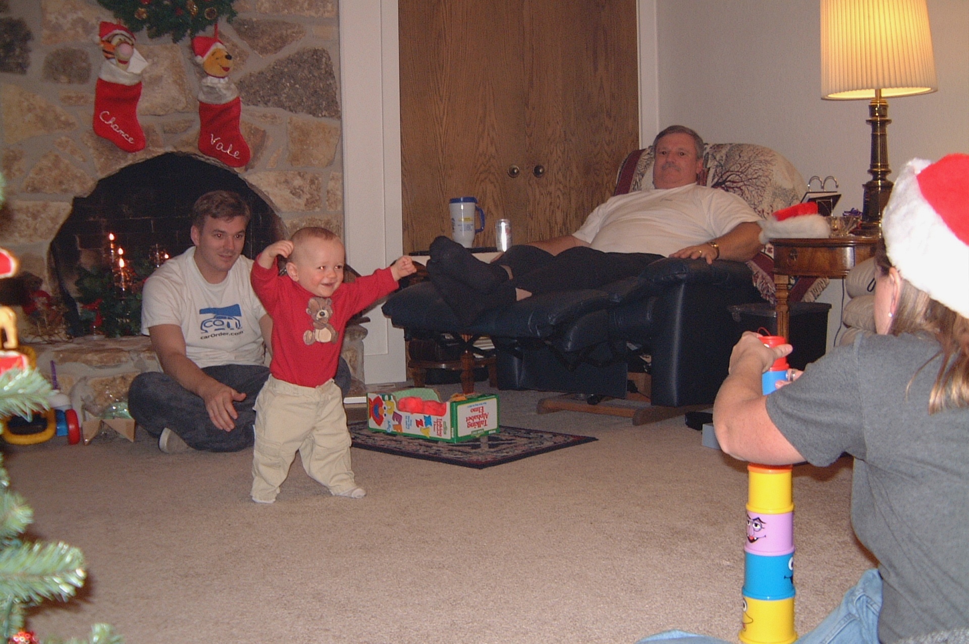 2000-12-24-07 Vale walking.jpg